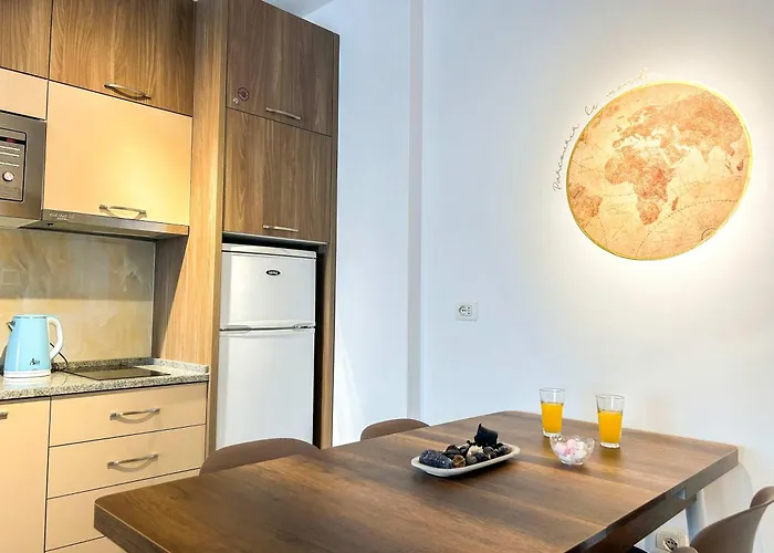 Crystal Shore D18 Golem (Tirana)