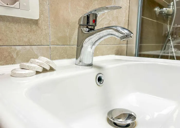 Crystal Shore D18 Apartment *