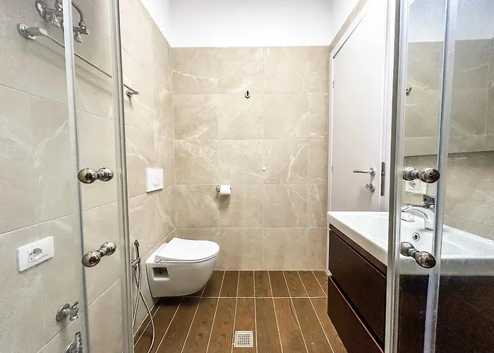 Apartment Crystal Shore D18